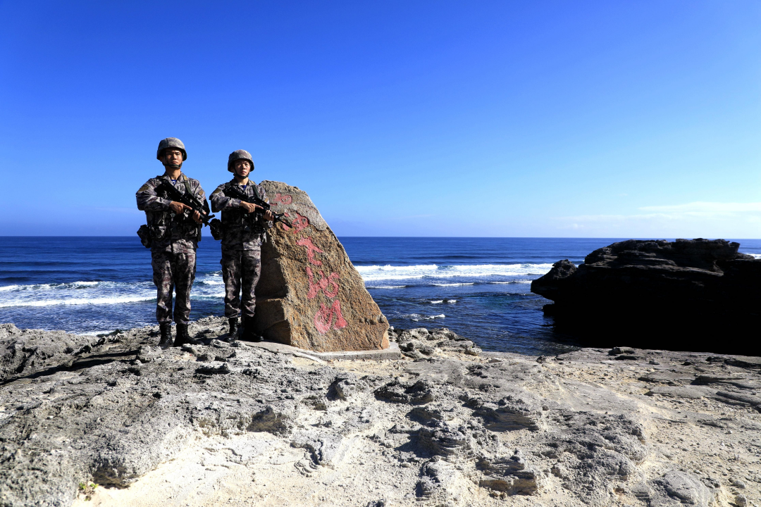 当我们开开心心地过年时,看看人民子弟兵在忙什么