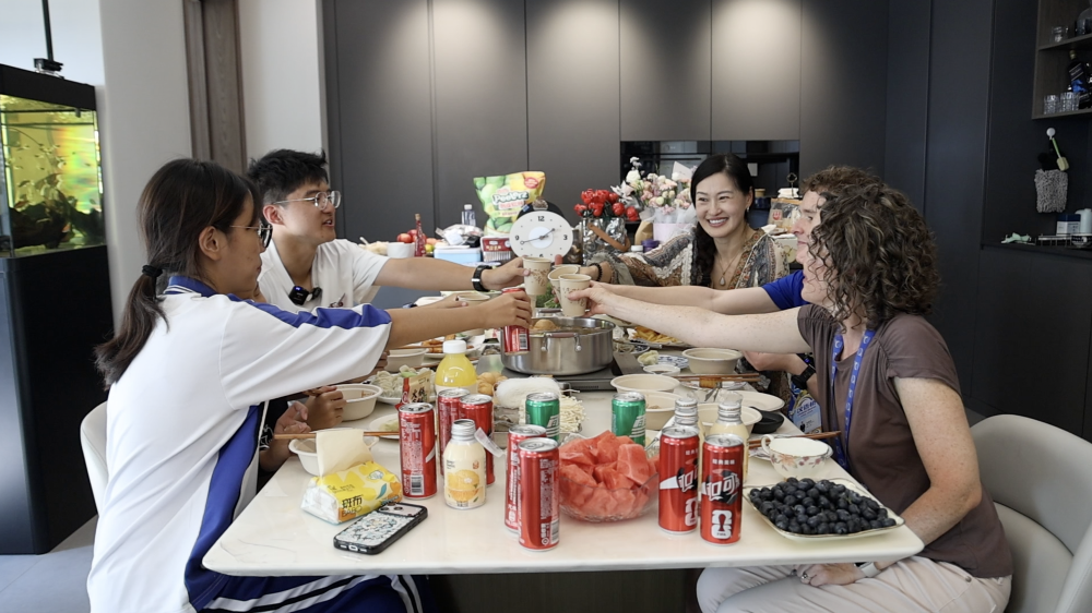 新闻配图