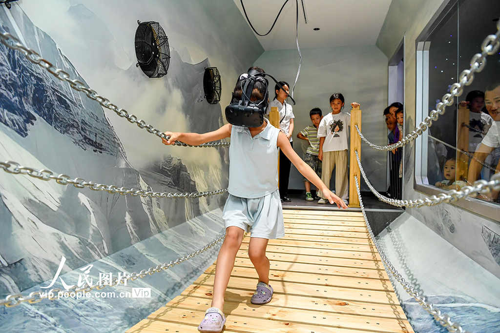 江西上高：探索科学奥秘 乐享快乐假期插图8