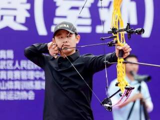 射箭全锦赛收弓 史靖宇斩获两金