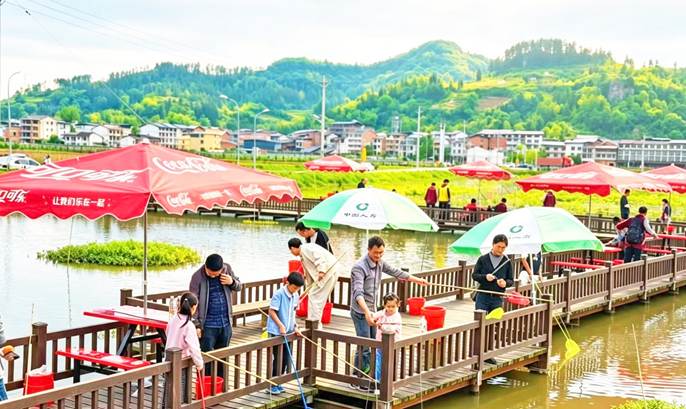 四川开江：一竿钓虾“激活”农文旅消费新活力