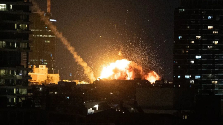 一夜过去，美以军事打击伊朗事态发展速览