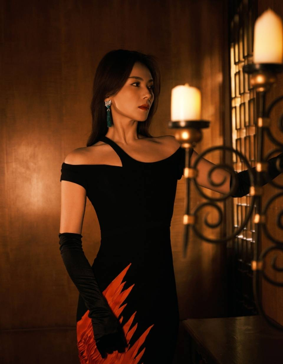 刘涛时尚写真曝光02侧颜精致优雅迷人