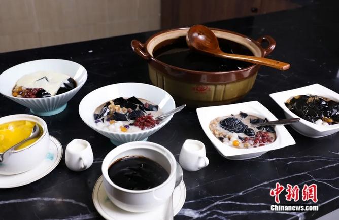秦始皇的长生秘方？中式解暑“果冻”龟苓膏的七步制膏法插图