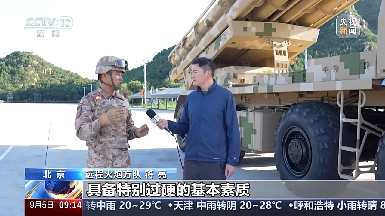 保证完美姿态、毫秒级精度完成检阅 详解远程火炮方队的高超驾驶技术