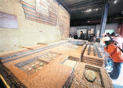 翻开紫禁城“地下史书”