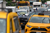 抗议州长取消征收拥堵费 纽约公交要“硬刚”