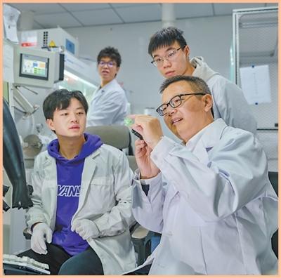 在促进产学研深度融合上实现更多突破