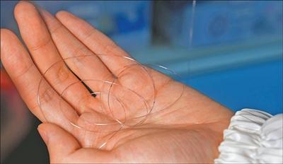 我国科学家成功研制“纤维芯片”