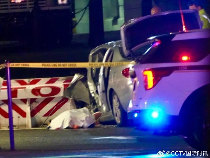 一辆汽车撞上白宫建筑群外围安全护栏，司机当场死亡