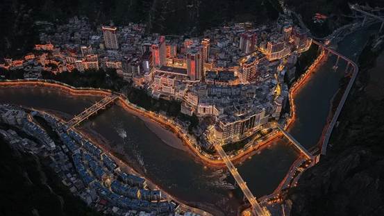 接待游客29.6万余人次！“十一”假期四川雅江文旅市场量质齐升