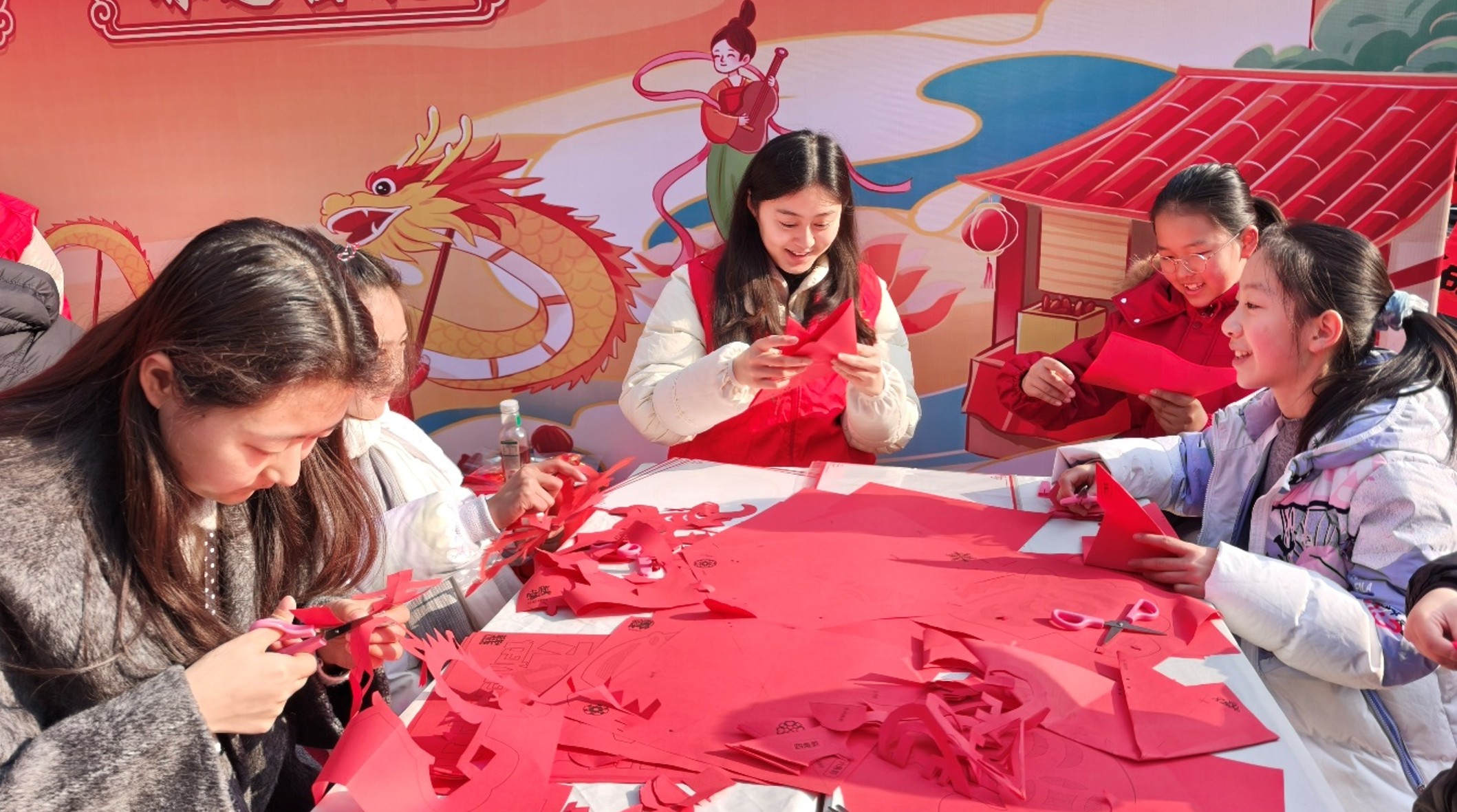 四川盐亭开展“我们的节日·欢乐中国年”庆祝活动