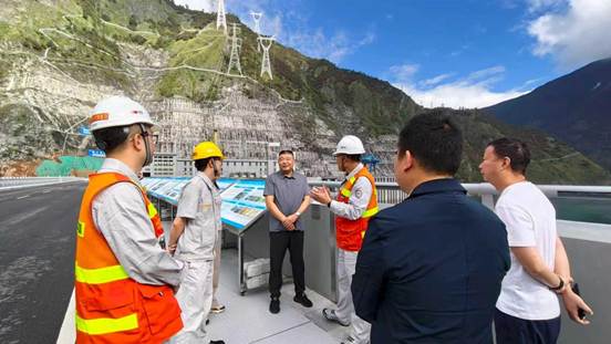 深化宜雅交流合作 四川宜宾市工作组赴雅江县督导帮扶项目落地