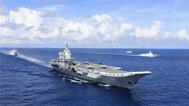 中国人民解放军，99周岁生日快乐！