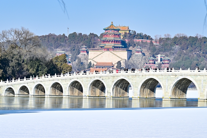 北京：雪后颐和园美不胜收