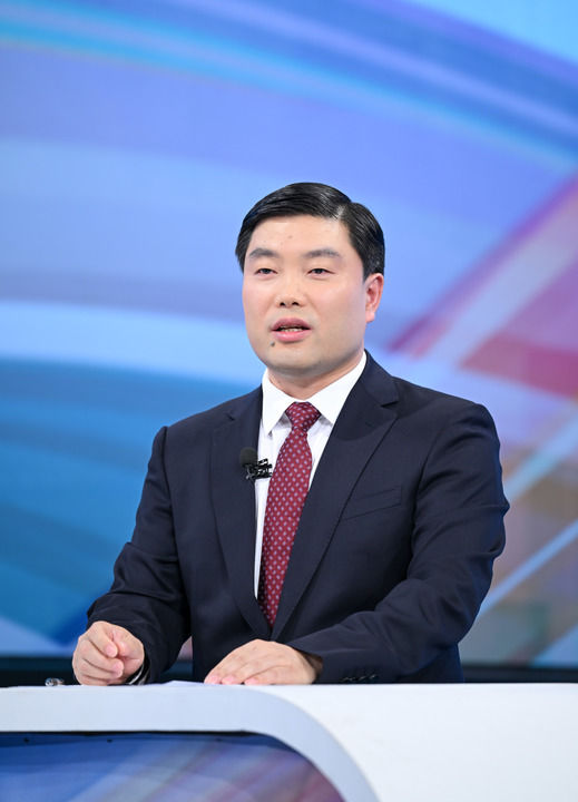 建设具有世界影响力的中国特色自由贸易港