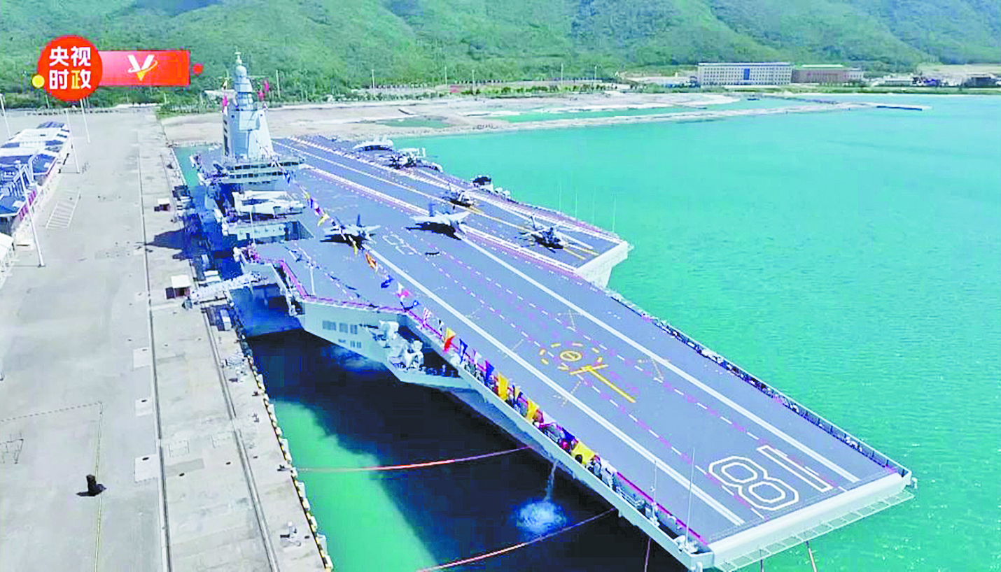 福建舰何时实现满编部署？如何进一步提升战斗性能及未来的航母布局？