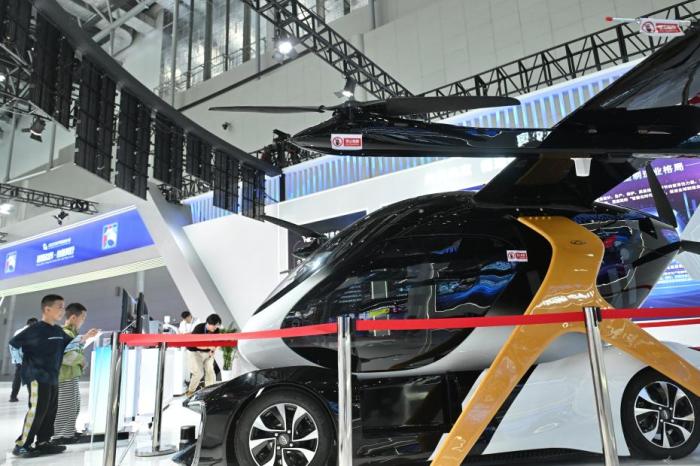 2025年我国规上轻工业增加值同比增长5.3%