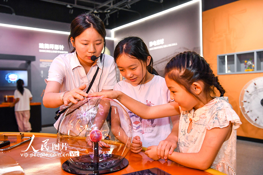 江西上高：探索科学奥秘 乐享快乐假期插图4